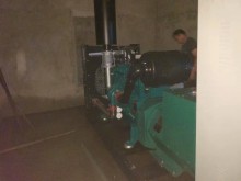 航天福湘牌200KW潍柴动力机组配套格拉姆无刷全铜电机,进场完毕,等待安装施工